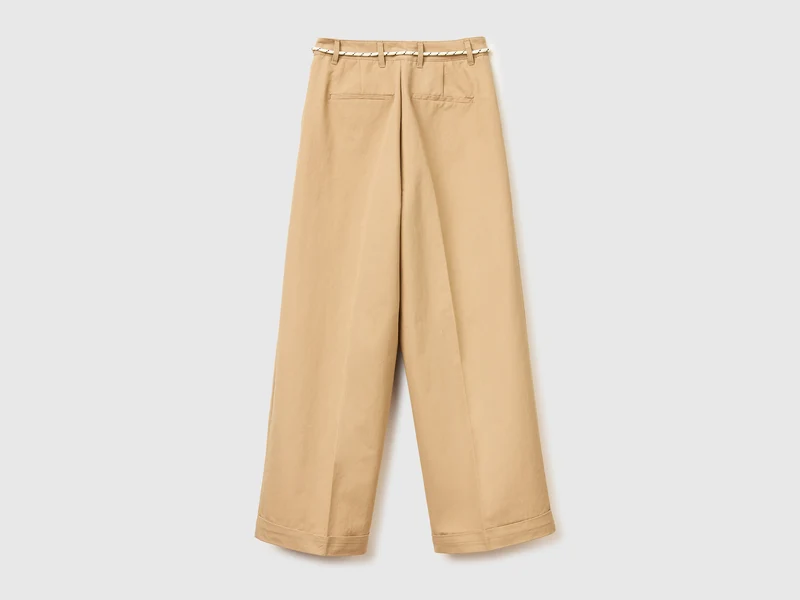 Hose mit Kordelzug