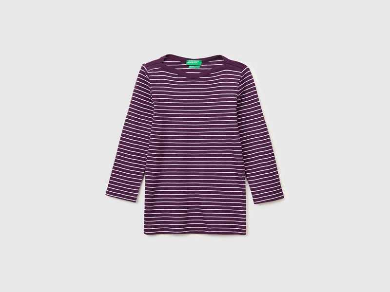 Gestreiftes T-Shirt mit U-Boot-Ausschnitt