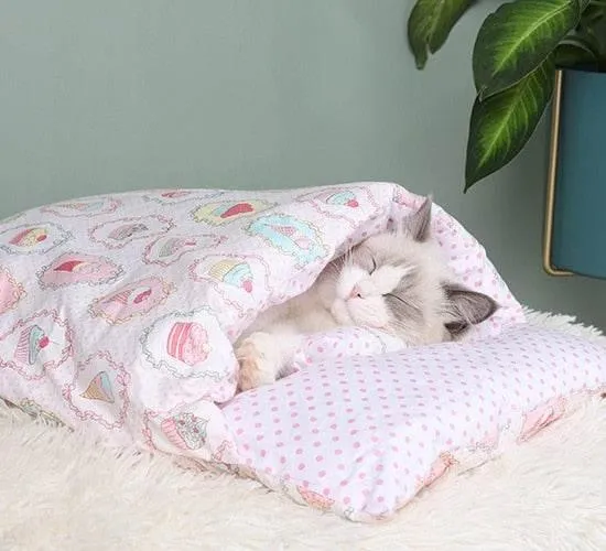 Cozy Japanese Cat Bed - Adorable Pet Sleeping Spot