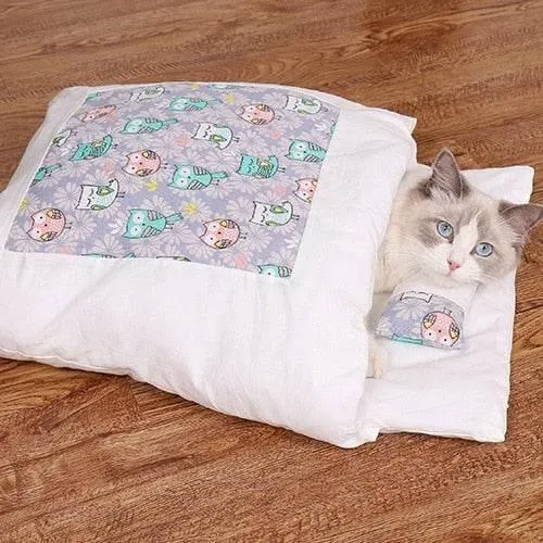 Cozy Japanese Cat Bed - Adorable Pet Sleeping Spot