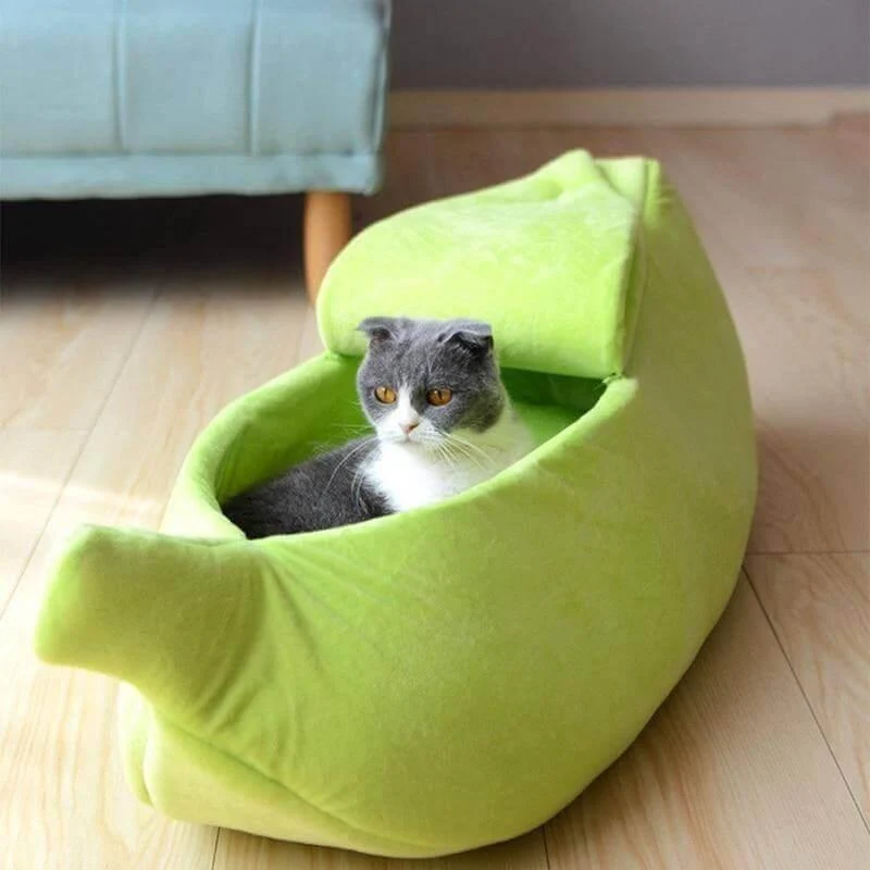 Banana Peel Cat House - Cozy Pet Shelter in 4 Colors