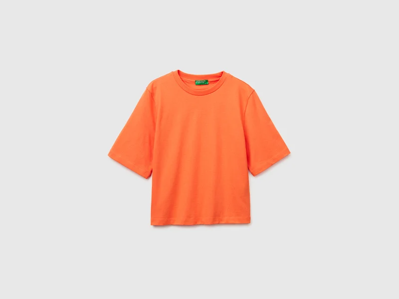 Kastenförmig geschnittenes T-Shirt aus 100 % Baumwolle