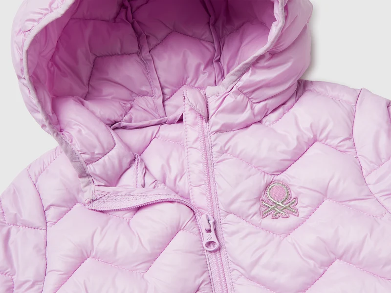 Wattierte Jacke mit Kapuze