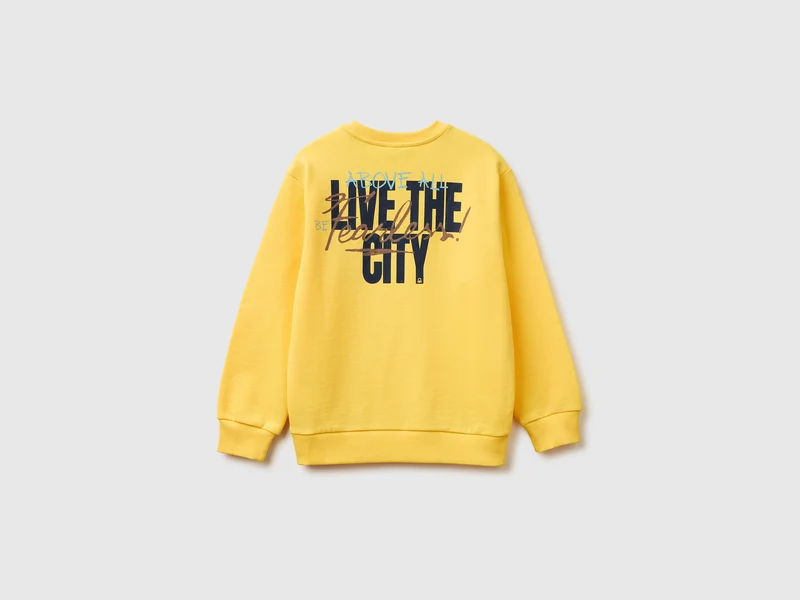 Geschlossenes Sweatshirt mit Aufdruck