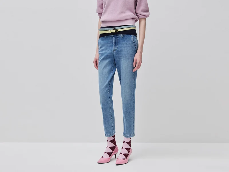 Slim-Fit-Jeans und Chinos