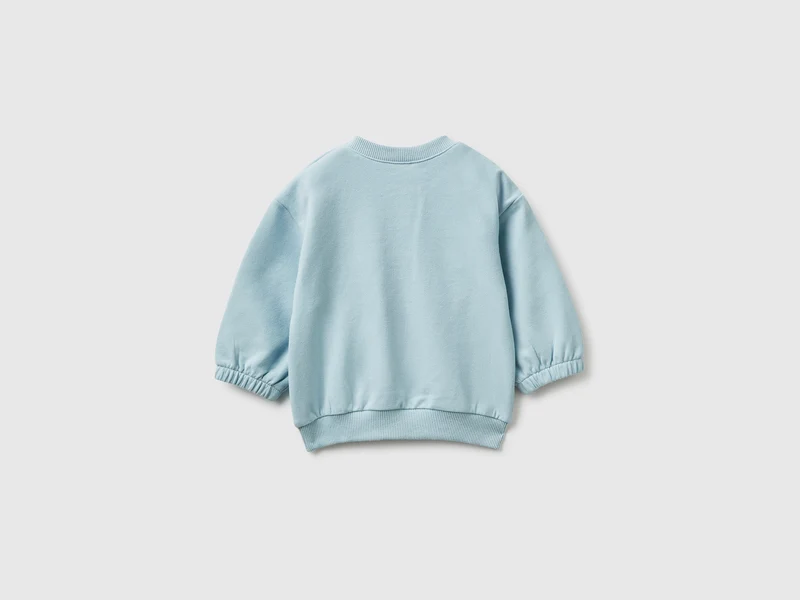 Sweatshirt mit Stickerei und Aufnäher