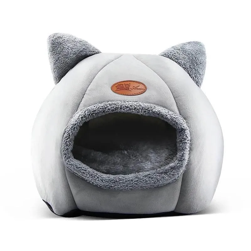 Fluffy Cat Bed - Cozy Indoor Cave Style