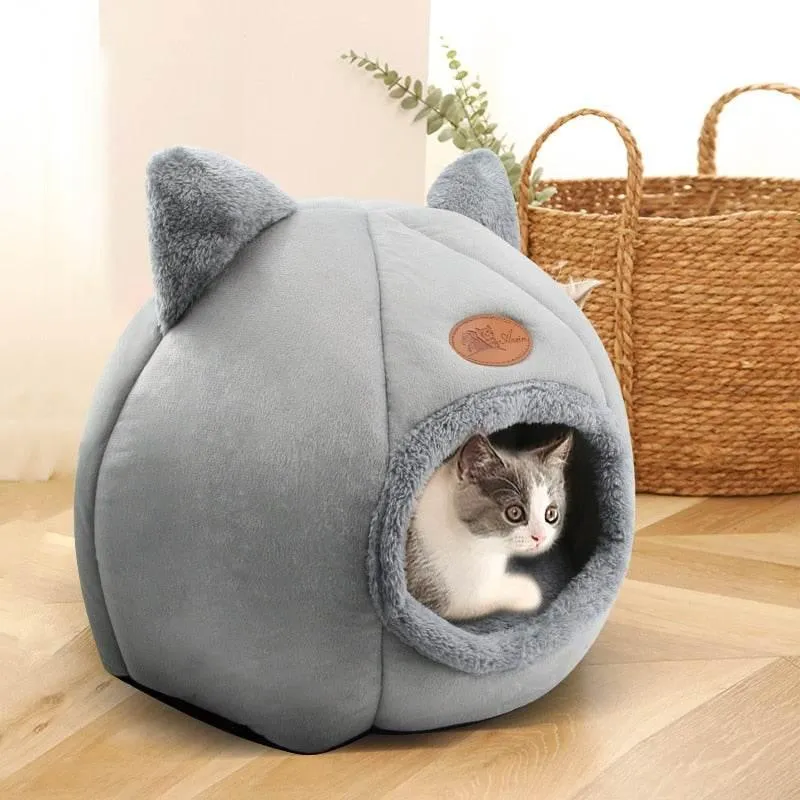 Fluffy Cat Bed - Cozy Indoor Cave Style