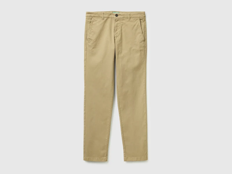 Schmal geschnittene Baumwollchinos