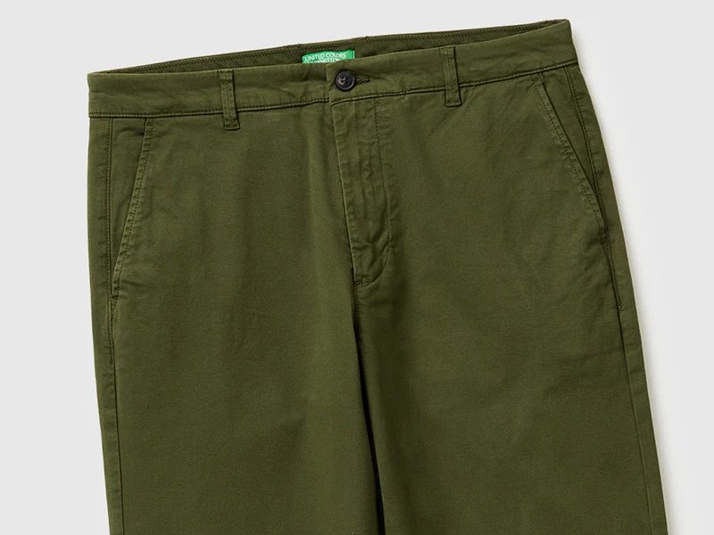 Chinos mit gerader Passform