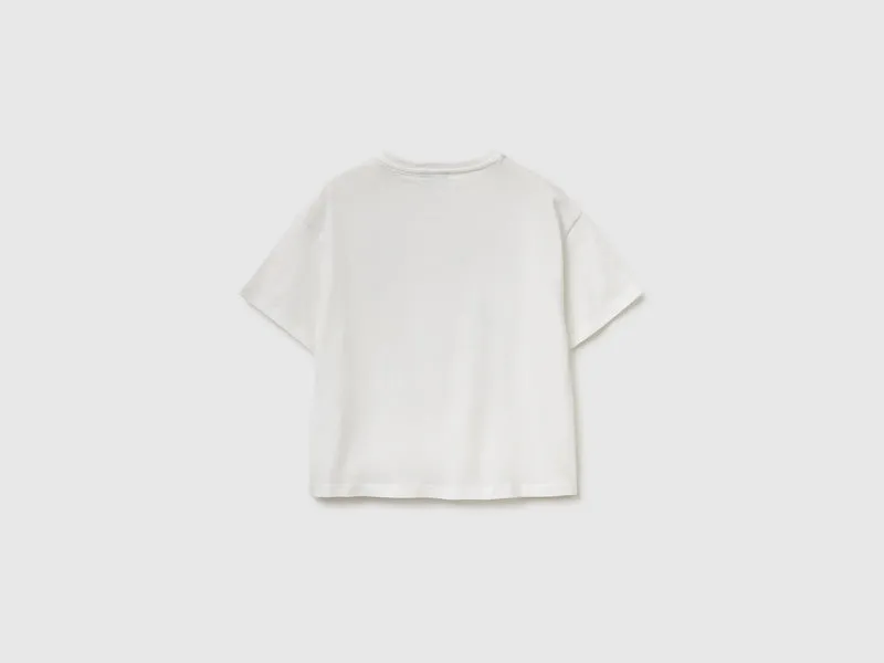 T-Shirt mit Aufdruck und Pailletten