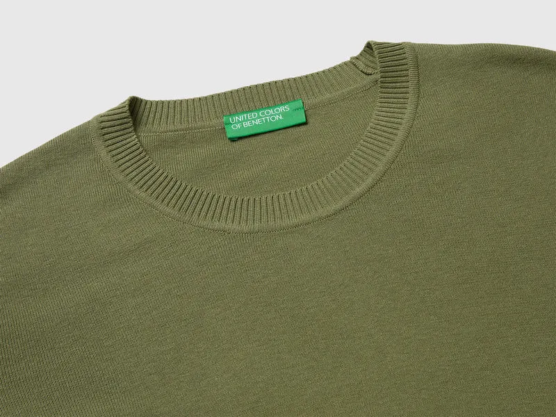 Olivgrüner Trikot-Baumwollpullover
