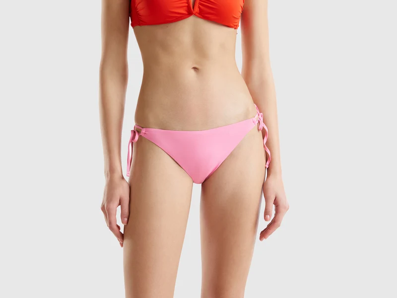 Badeslip mit Schnüren aus ECONYL®