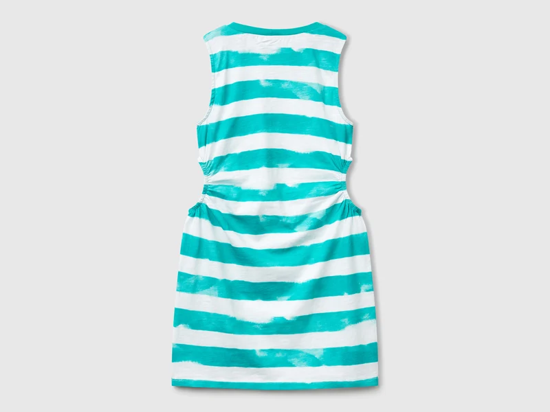 Gestreiftes Kleid mit Bullauge