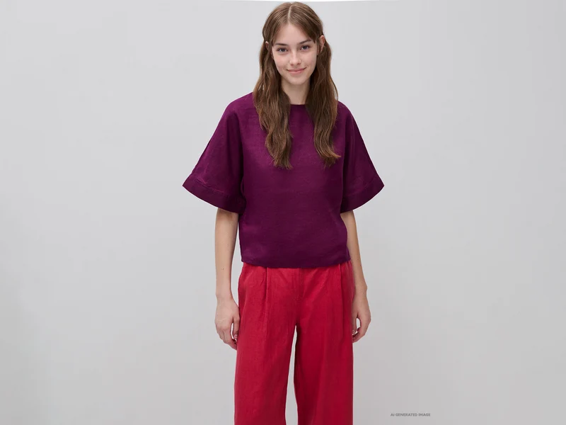Bluse mit Rundhalsausschnitt aus reinem Leinen