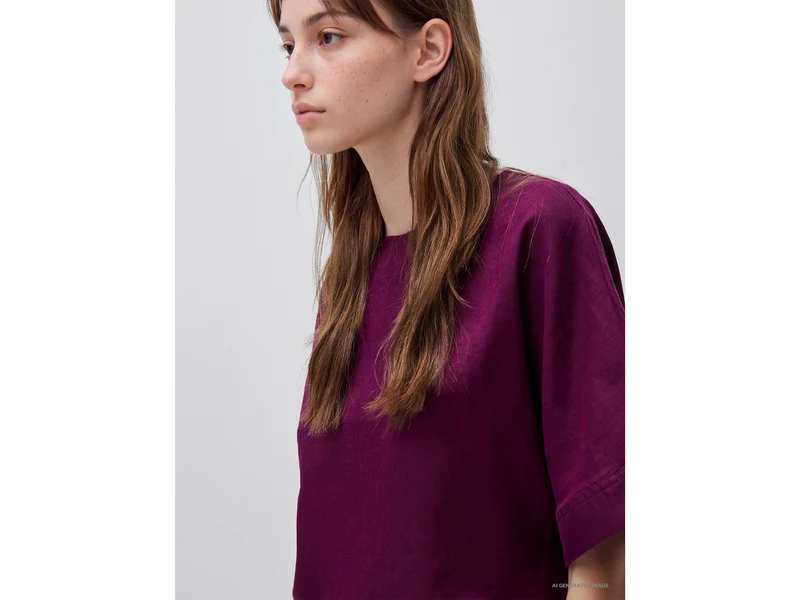 Bluse mit Rundhalsausschnitt aus reinem Leinen