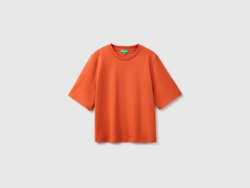 Kastenförmig geschnittenes T-Shirt aus 100 % Baumwolle