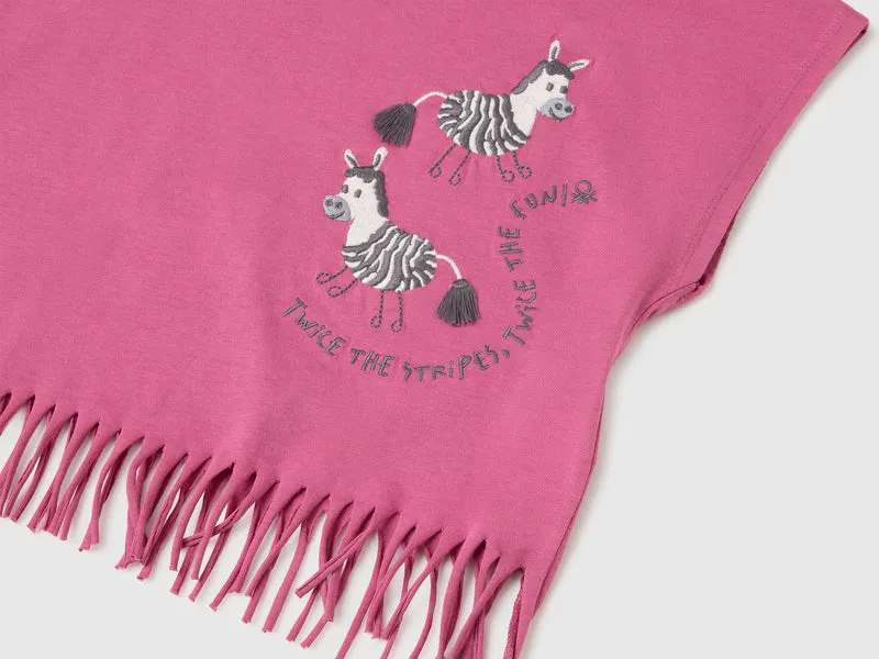 T-Shirt mit Fransen und Stickerei