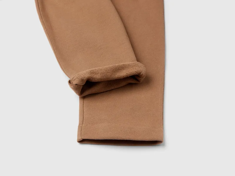 Hose aus Sweatstoff mit hohem Bund