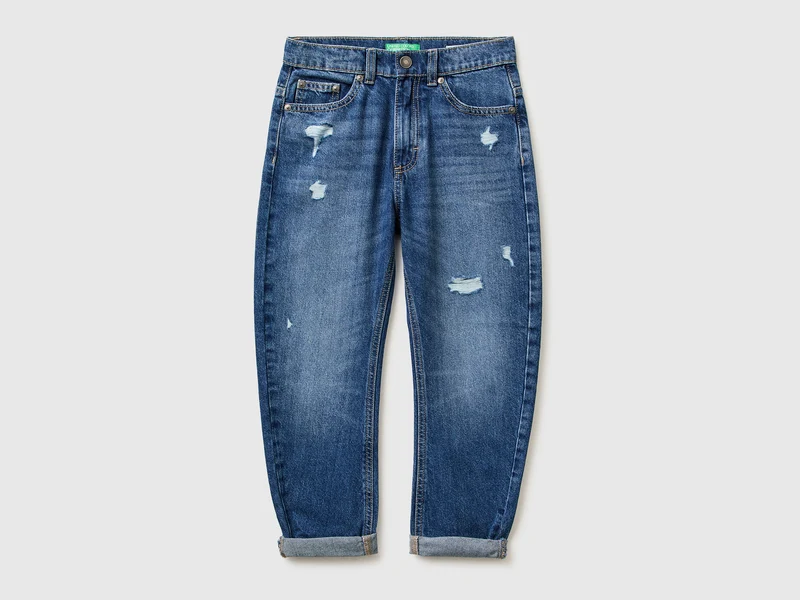 Jeans im Carrot Fit mit Rissen