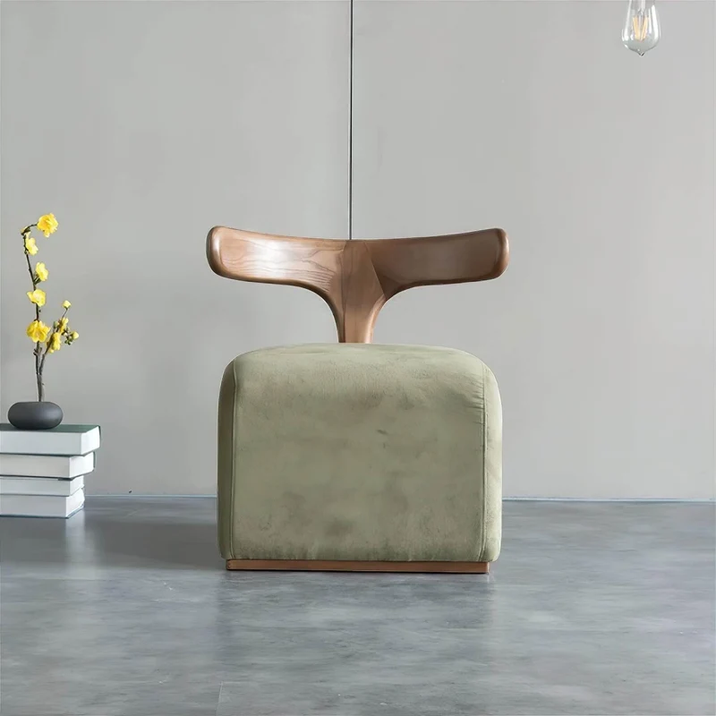Modern Occasional Chair - Stylish Accent Chair for Living Room Décor