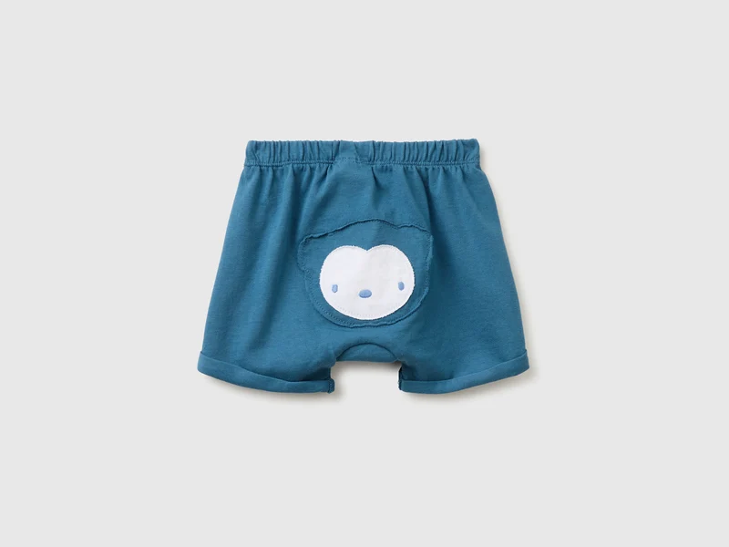 Shorts mit Tierstickerei