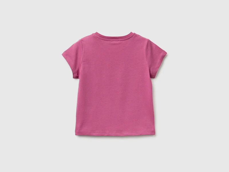Normal geschnittenes T-Shirt mit Aufdruck
