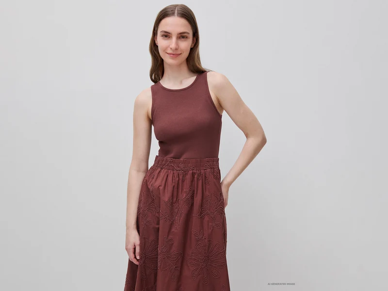 Midikleid mit Blumenstickerei
