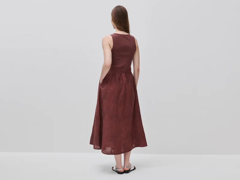Midikleid mit Blumenstickerei