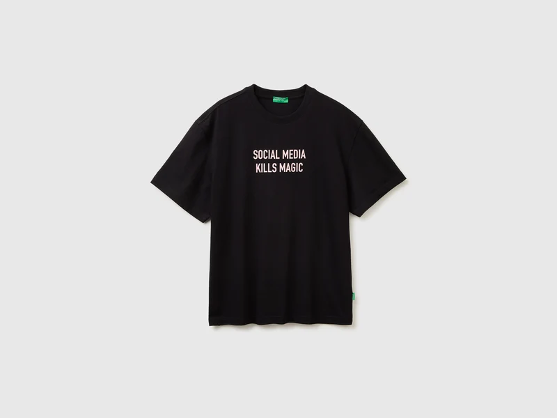 Lässiges T-Shirt mit Aufdruck