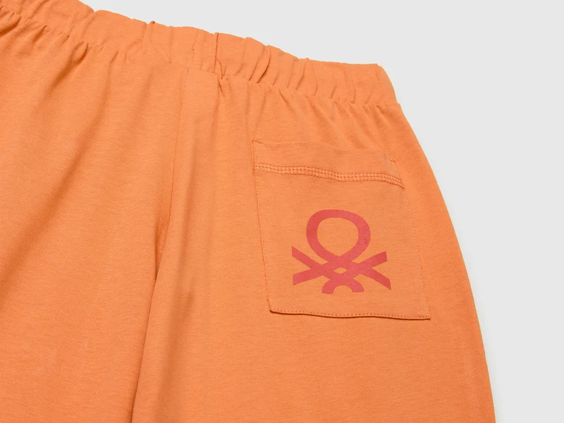 Bermudashorts aus 100% Baumwolle