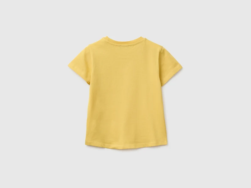 T-Shirt mit Aufdruck und Stickerei
