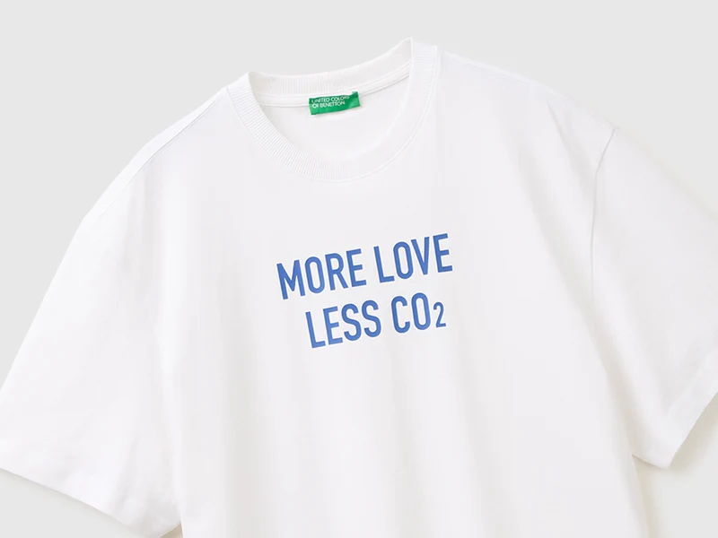 Lässiges T-Shirt mit Aufdruck
