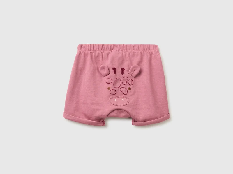 Shorts mit Tierstickerei