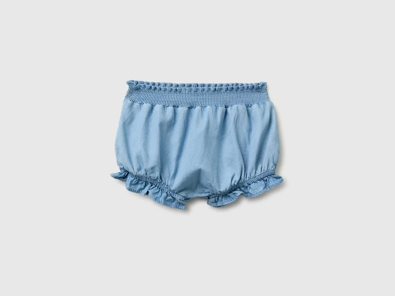 Shorts mit Mini-Rüschen