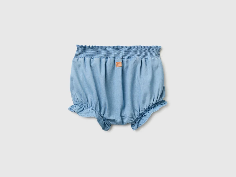 Shorts mit Mini-Rüschen