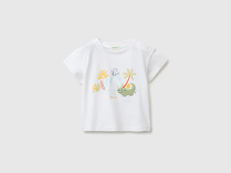 T-Shirt mit Aufdruck und Stickerei