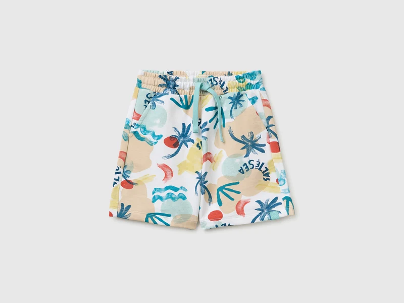 Bermudashorts mit tropischem Muster