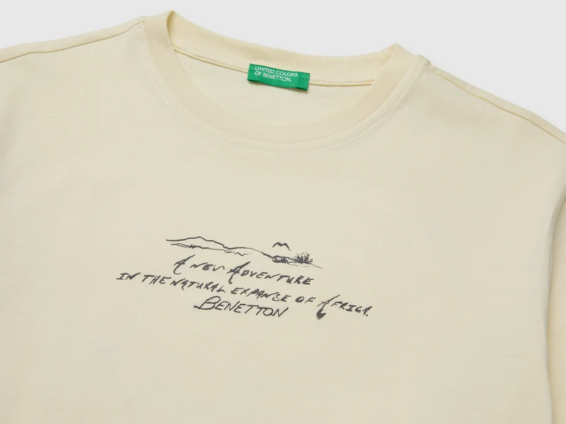Oversized-T-Shirt mit Aufdruck und Stickerei