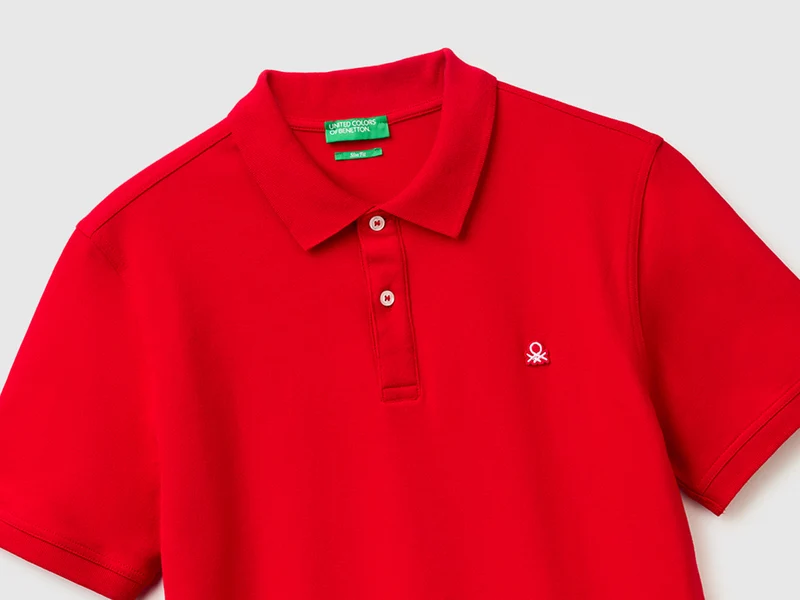 Poloshirt in schmaler Passform