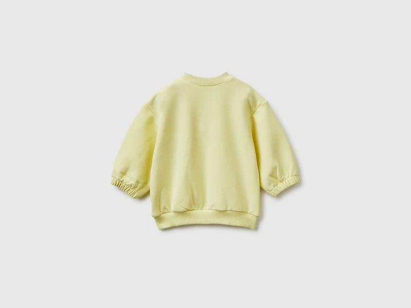 Sweatshirt mit Stickerei und Aufnäher