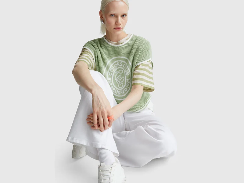Übergroßes gestreiftes T-Shirt
