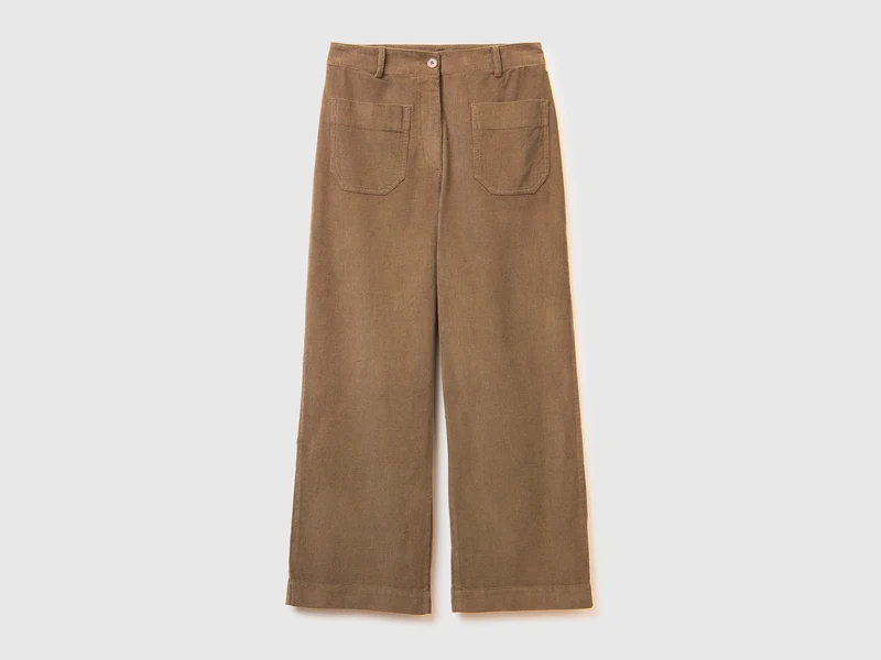 Gerade geschnittene Samthose