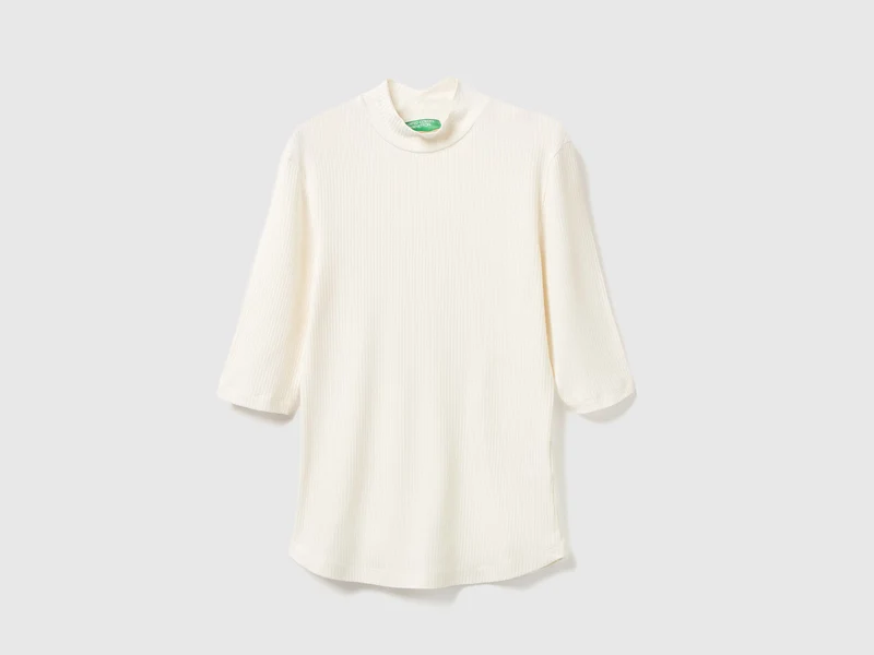 Slim-Fit-T-Shirt