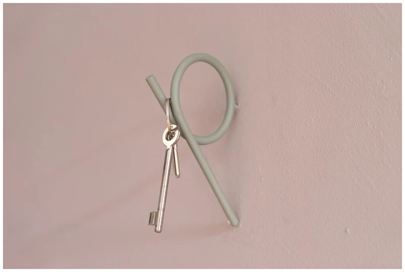 Spinder TUBA Medium Wandhaken - Skandinavisches Design, Stahl, Taupe