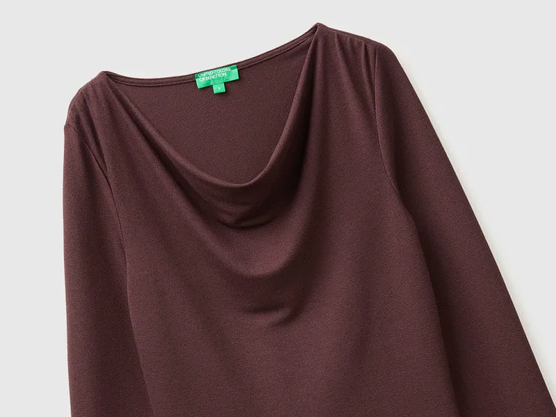 T-Shirt mit drapiertem Ausschnitt