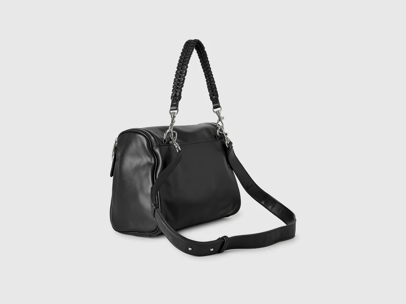 Tasche mit gewebtem Henkel