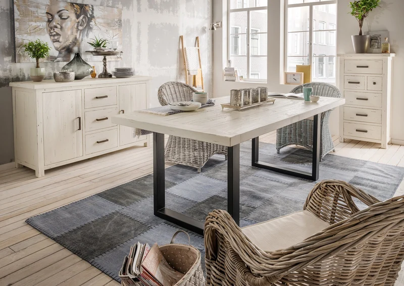 Esstisch 200 x 100 Pinie massiv recycelt white wash / Metallgestell - History