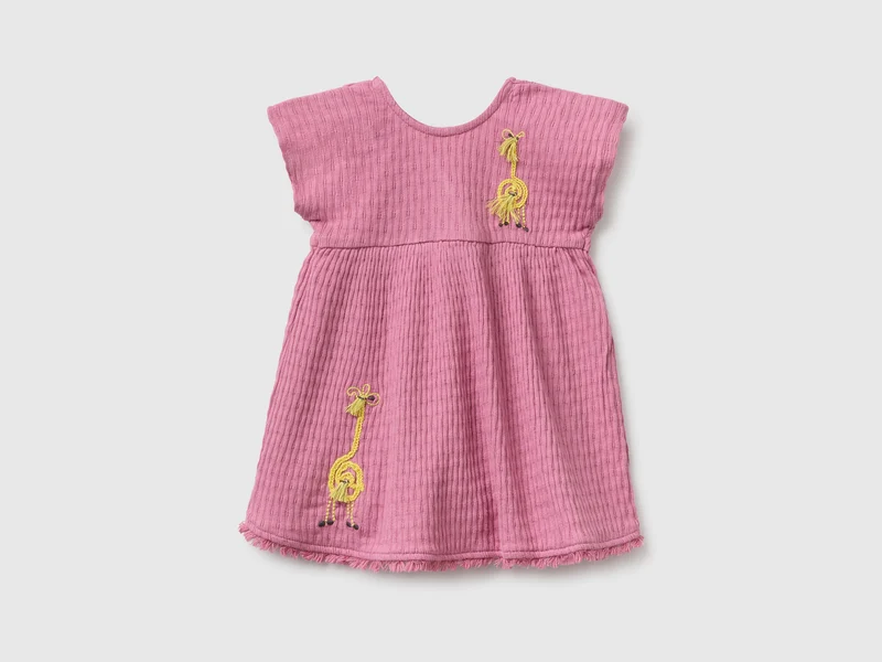 Kleid aus reiner Baumwolle mit Stickerei