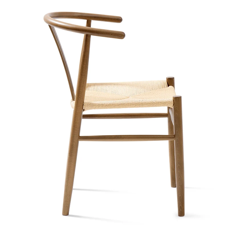 Naomi Esszimmerstuhl in Räucherbuche mit Sitzgeflecht
